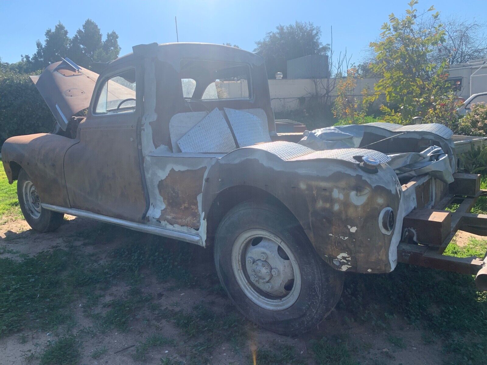 Chrysler-Other-Pickups-1947-Brown-95864-11