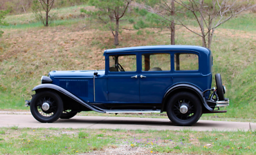 Chrysler-Sedan-Berline-1931-Blue-Gray-111682-9