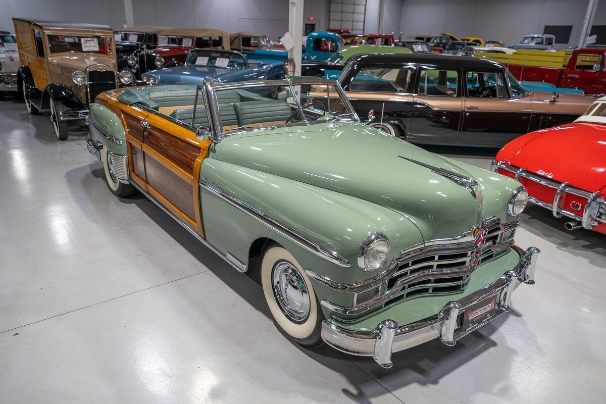 Chrysler-Town-and-Country-Cabriolet-1949-Green-Green-22930-6