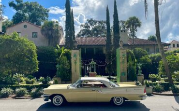 Chrysler-Windsor-1958-yellow-64885-10