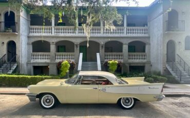 Chrysler-Windsor-1958-yellow-64885