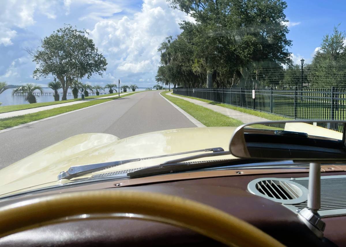 Chrysler-Windsor-1958-yellow-64885-6