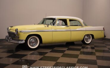 Chrysler-Windsor-Berline-1956-Yellow-Brown-128960-9