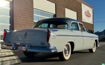 Chrysler-Windsor-deluxe-1955-grey-60727-2