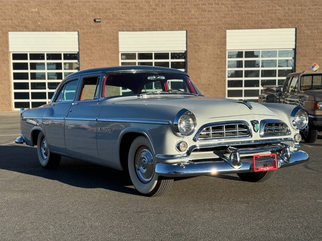 Chrysler-Windsor-deluxe-1955-grey-60727-7