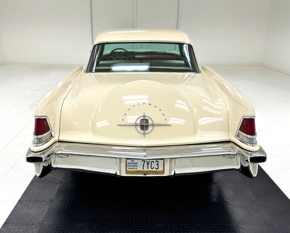 Continental-Mark-II-1956-White-Red-50007-3