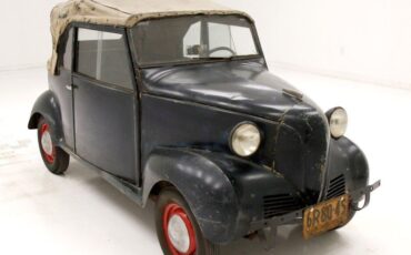 Crosley-CB42-Cabriolet-1942-Black-Oxblood-21219-6