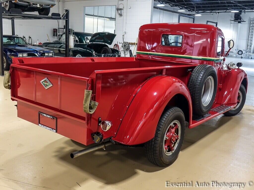 Dacon-201-Pickup-1949-Red-Tan-43639-10