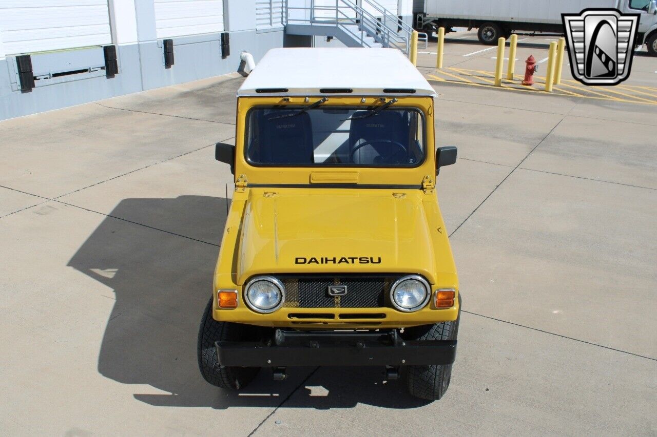 Daihatsu-Taft-Pickup-1982-Yellow-Black-117452-6