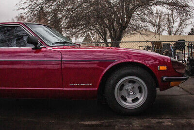 Datsun-240Z-Coupe-1972-Red-Black-357274-10