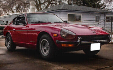 Datsun-240Z-Coupe-1972-Red-Black-357274-11