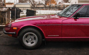 Datsun-240Z-Coupe-1972-Red-Black-357274-3