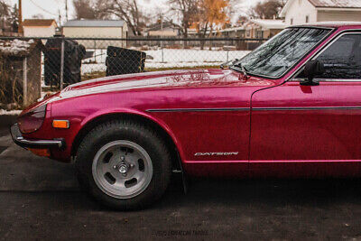 Datsun-240Z-Coupe-1972-Red-Black-357274-3