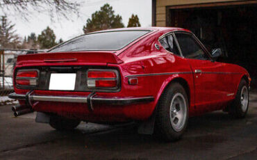 Datsun-240Z-Coupe-1972-Red-Black-357274-7