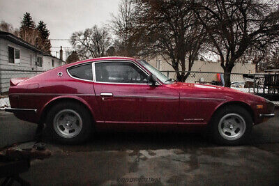 Datsun-240Z-Coupe-1972-Red-Black-357274-8