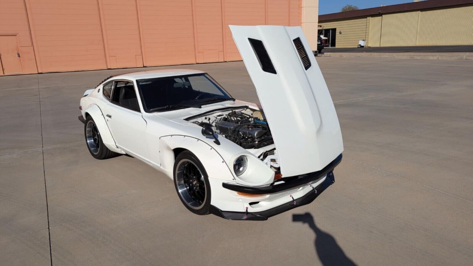 Datsun-280Z-Coupe-1977-White-Black-66319-7