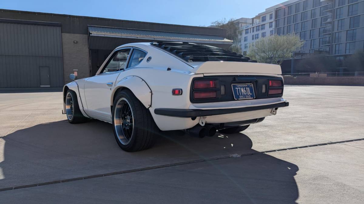 Datsun-280z-1977-white-66319-3