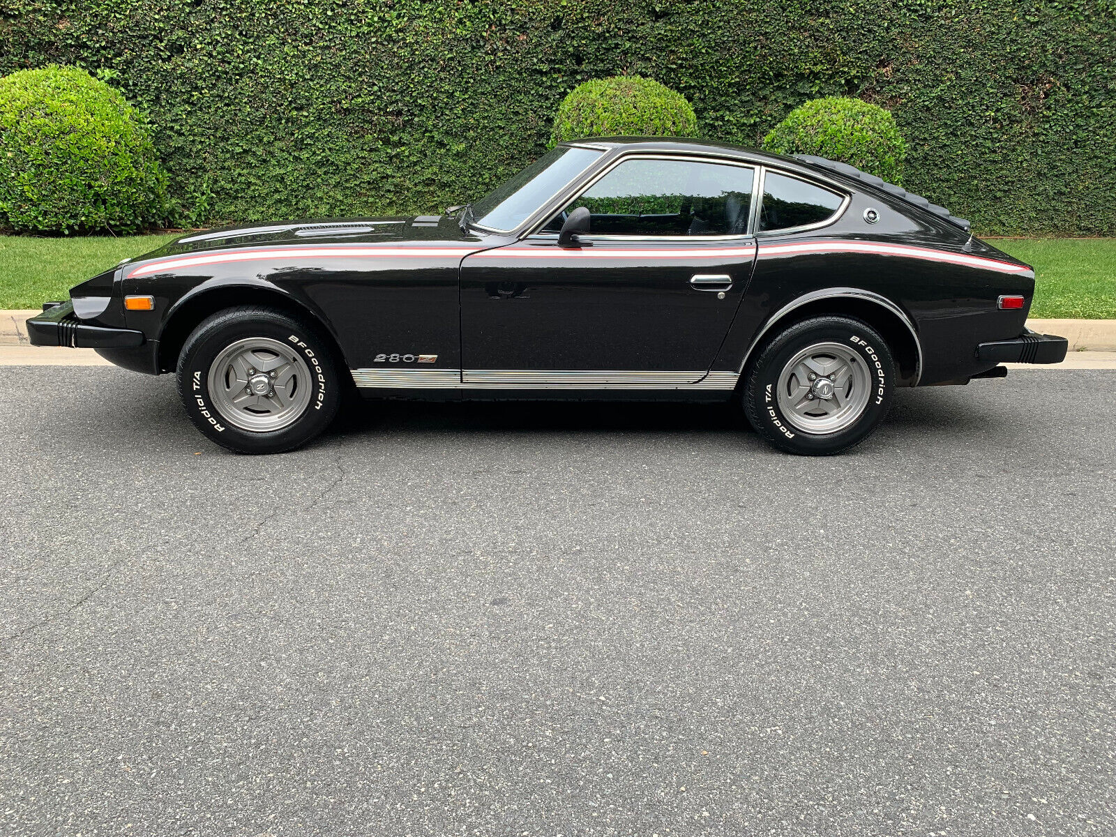 Datsun-Z-Series-1970-18063-2