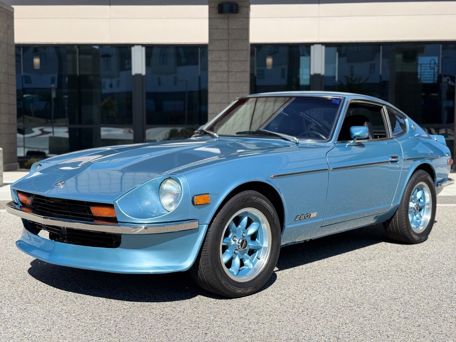 Datsun-Z-Series-1976-117994-1