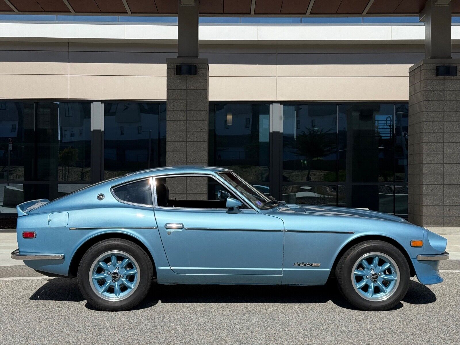 Datsun-Z-Series-1976-117994-3