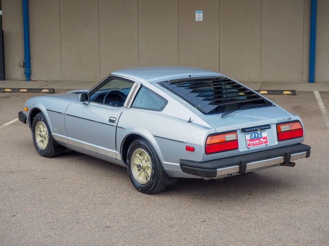 Datsun-Z-Series-1979-Silver-Black-106654-1