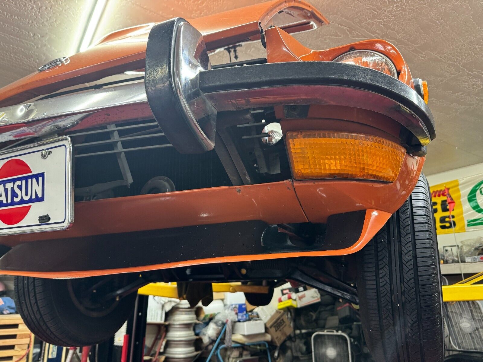 Datsun-Z-Series-Coupe-1973-Orange-137773-12