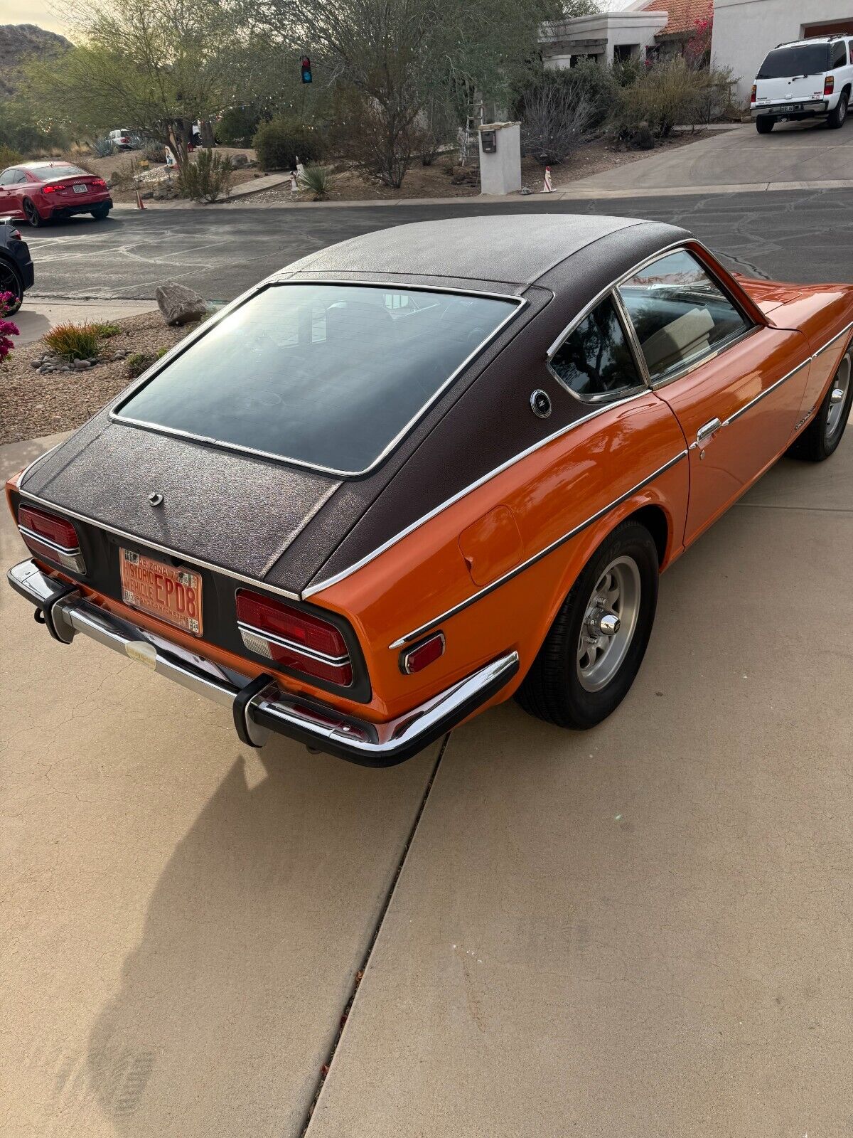 Datsun-Z-Series-Coupe-1973-Orange-137773-5