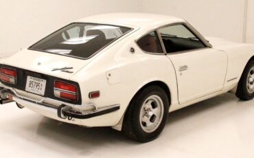 Datsun-Z-Series-Coupe-1973-White-Red-91615-4