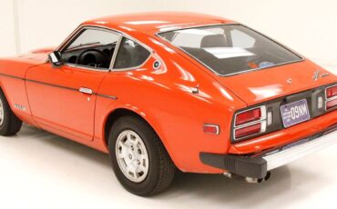 Datsun-Z-Series-Coupe-1977-Red-Black-186735-3