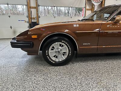 Datsun-Z-Series-Coupe-1979-Brown-Tan-94193-37