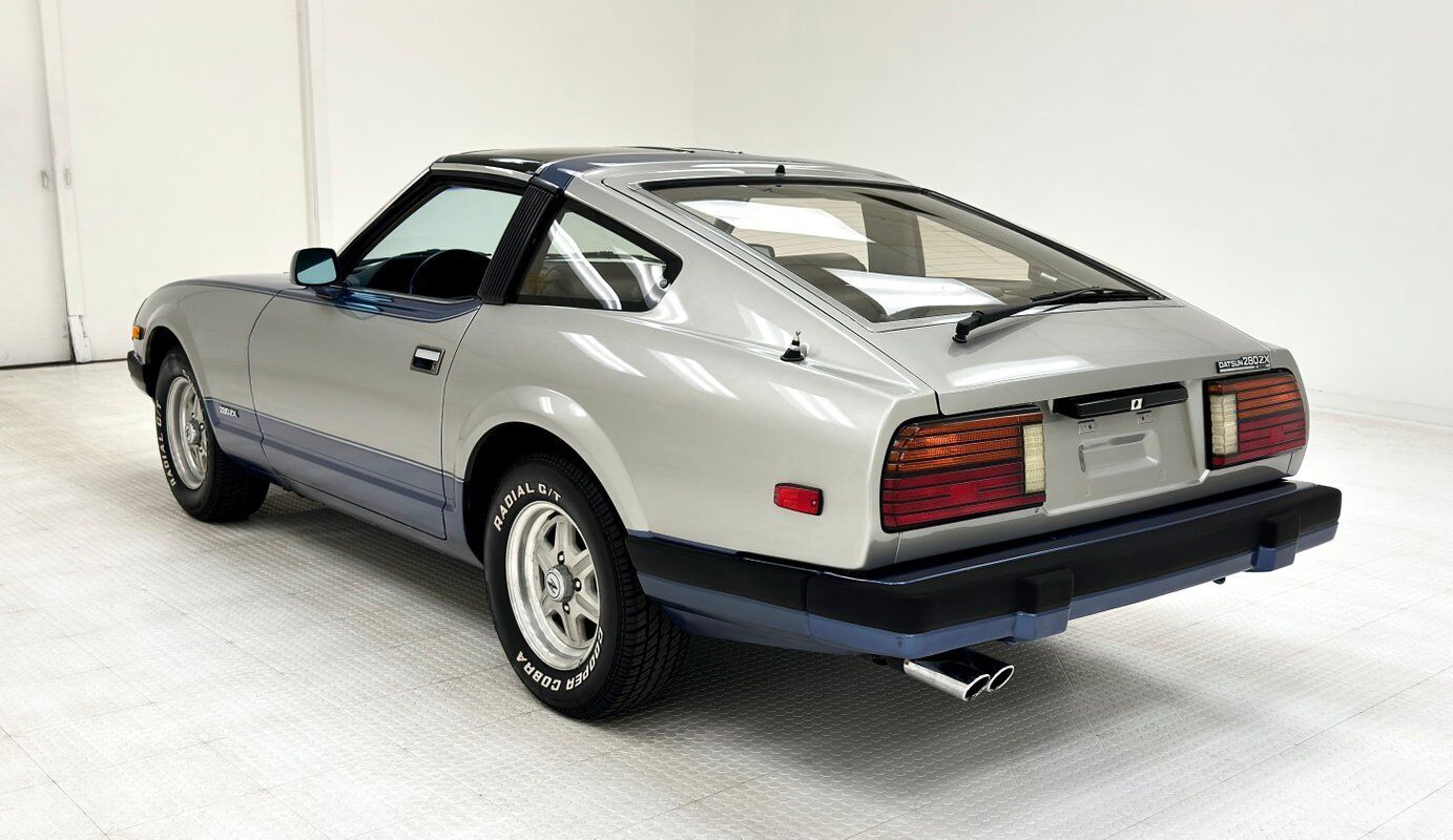 Datsun-Z-Series-Coupe-1983-Blue-Blue-126810-3