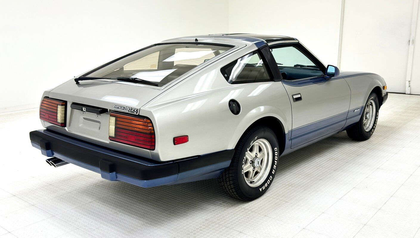 Datsun-Z-Series-Coupe-1983-Blue-Blue-126810-5