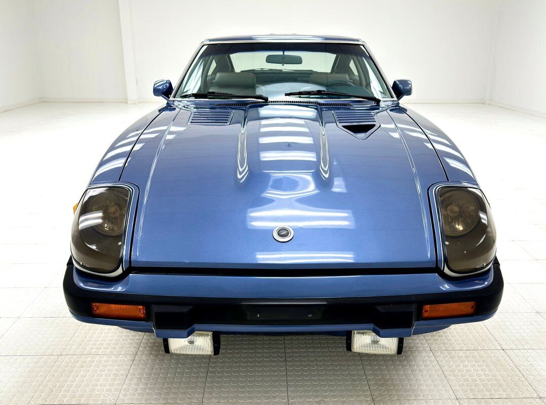 Datsun-Z-Series-Coupe-1983-Blue-Blue-126810-8