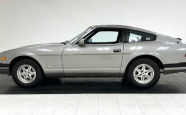 Datsun-Z-Series-Coupe-1983-Silver-Gray-41978-1