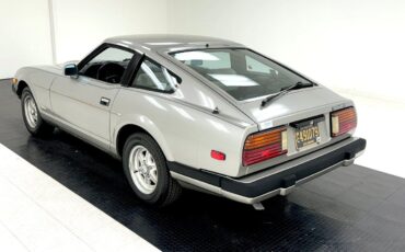 Datsun-Z-Series-Coupe-1983-Silver-Gray-41978-2