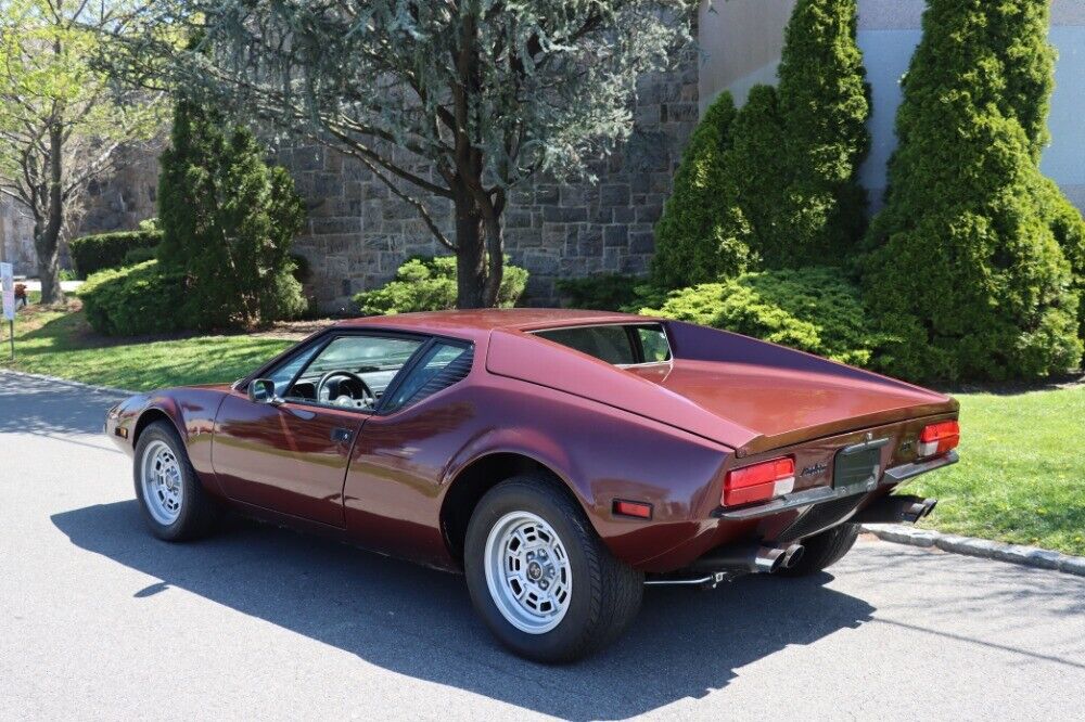 De-Tomaso-Pantera-1971-Burgundy-Black-0-5