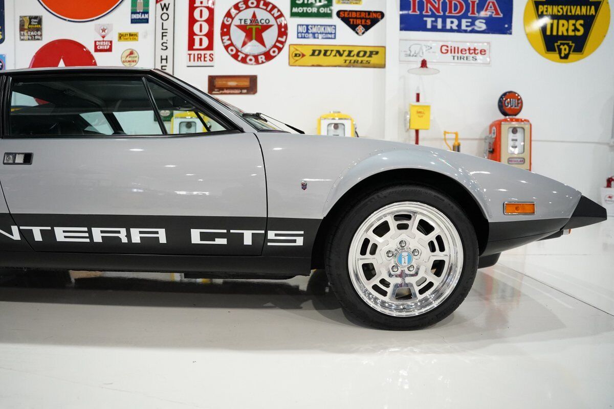 De-Tomaso-Pantera-1974-Silver-Black-1872-33