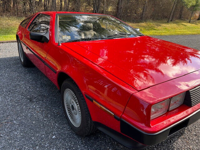 DeLorean-DMC-12-Coupe-1981-Red-Gray-98419-5