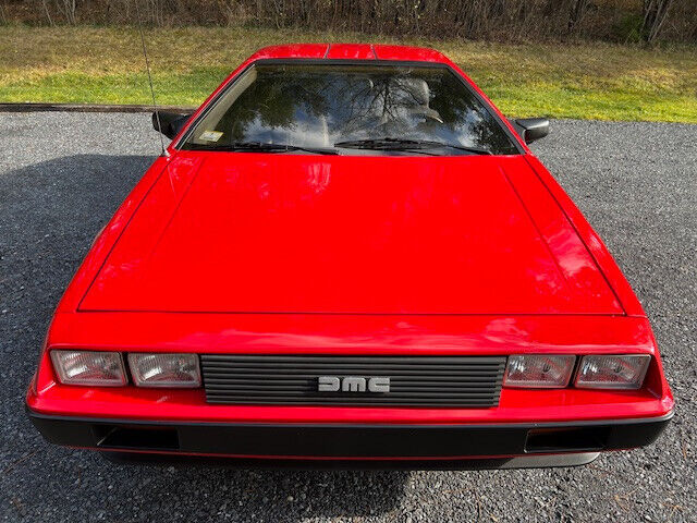 DeLorean-DMC-12-Coupe-1981-Red-Gray-98419-6