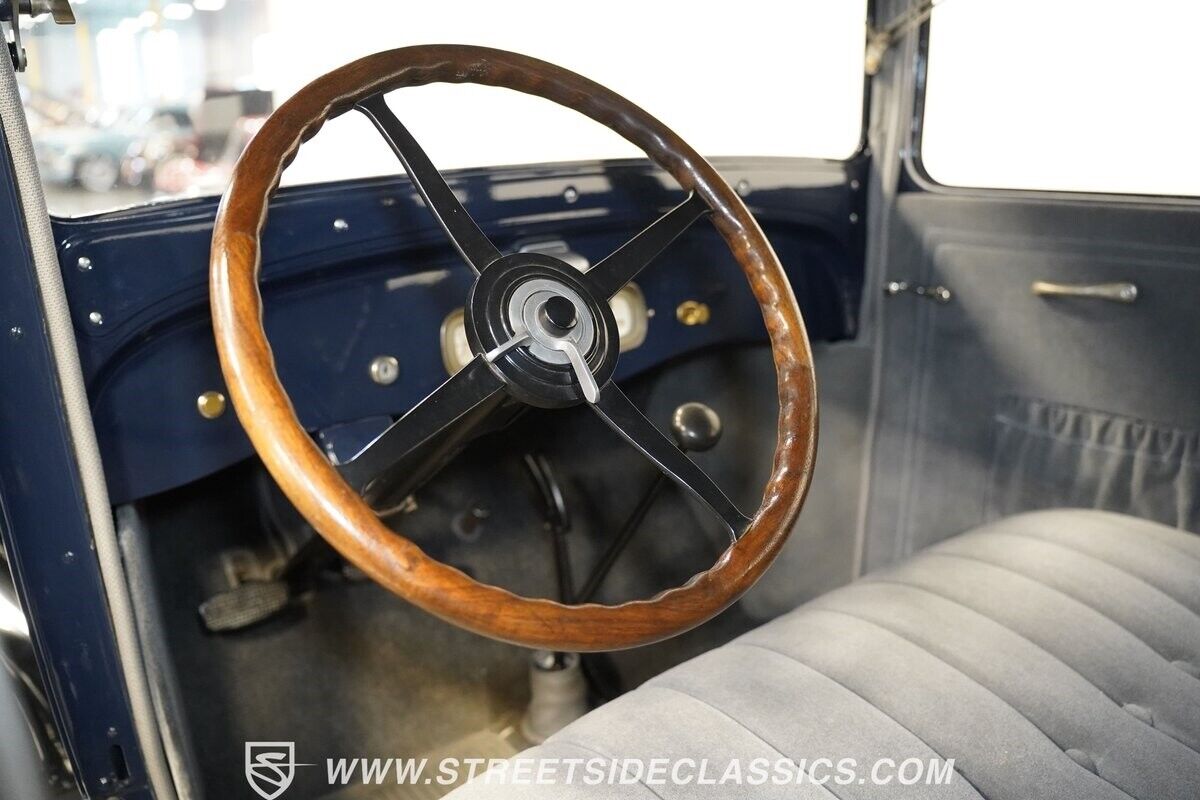 Del-Monte-Motors-Victory-Six-Berline-1928-Blue-Gray-44453-4