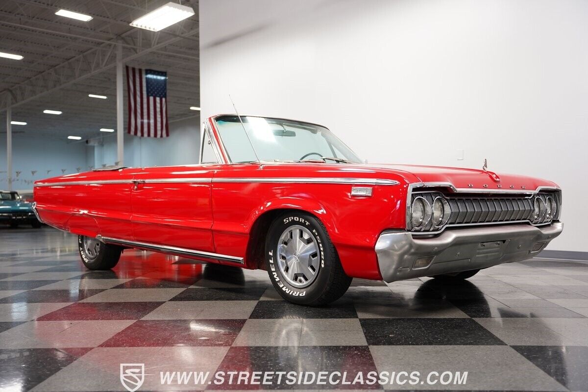 Dodge-880-Cabriolet-1965-Red-Black-117355-34