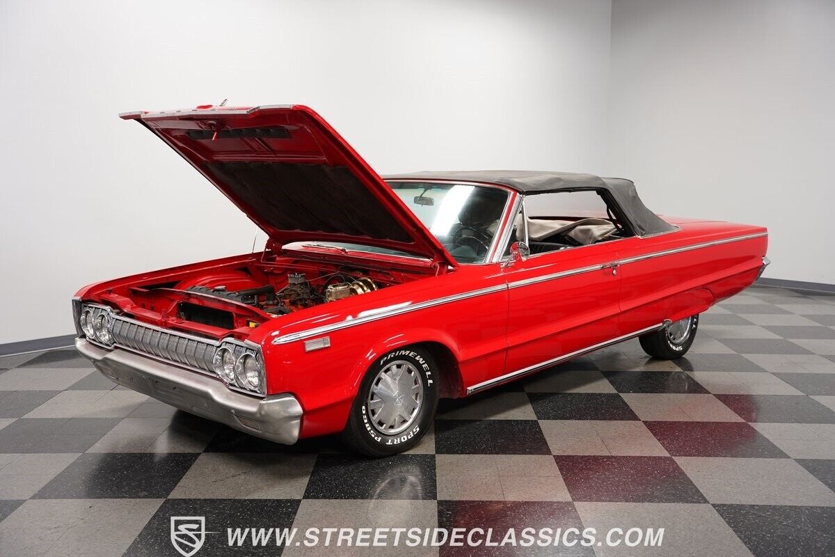 Dodge-880-Cabriolet-1965-Red-Black-117355-35