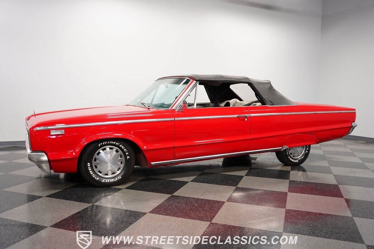 Dodge-880-Cabriolet-1965-Red-Black-117355-6