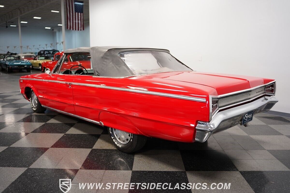 Dodge-880-Cabriolet-1965-Red-Black-117355-9