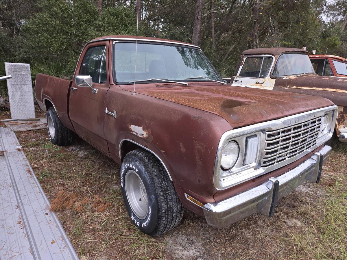 Dodge-Adventurer-150se-1977-80467