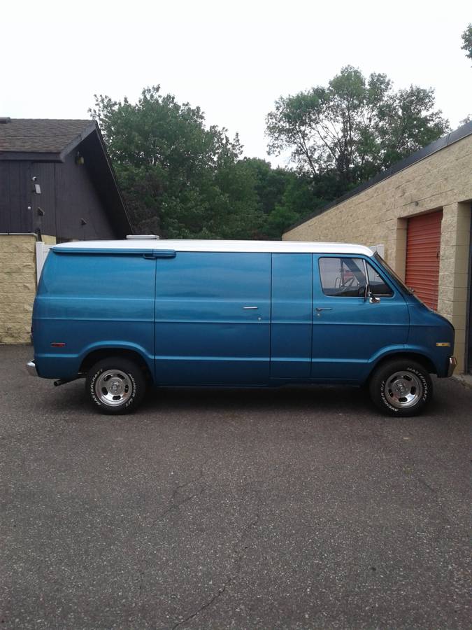 Dodge-B-100-1975-blue-676-1