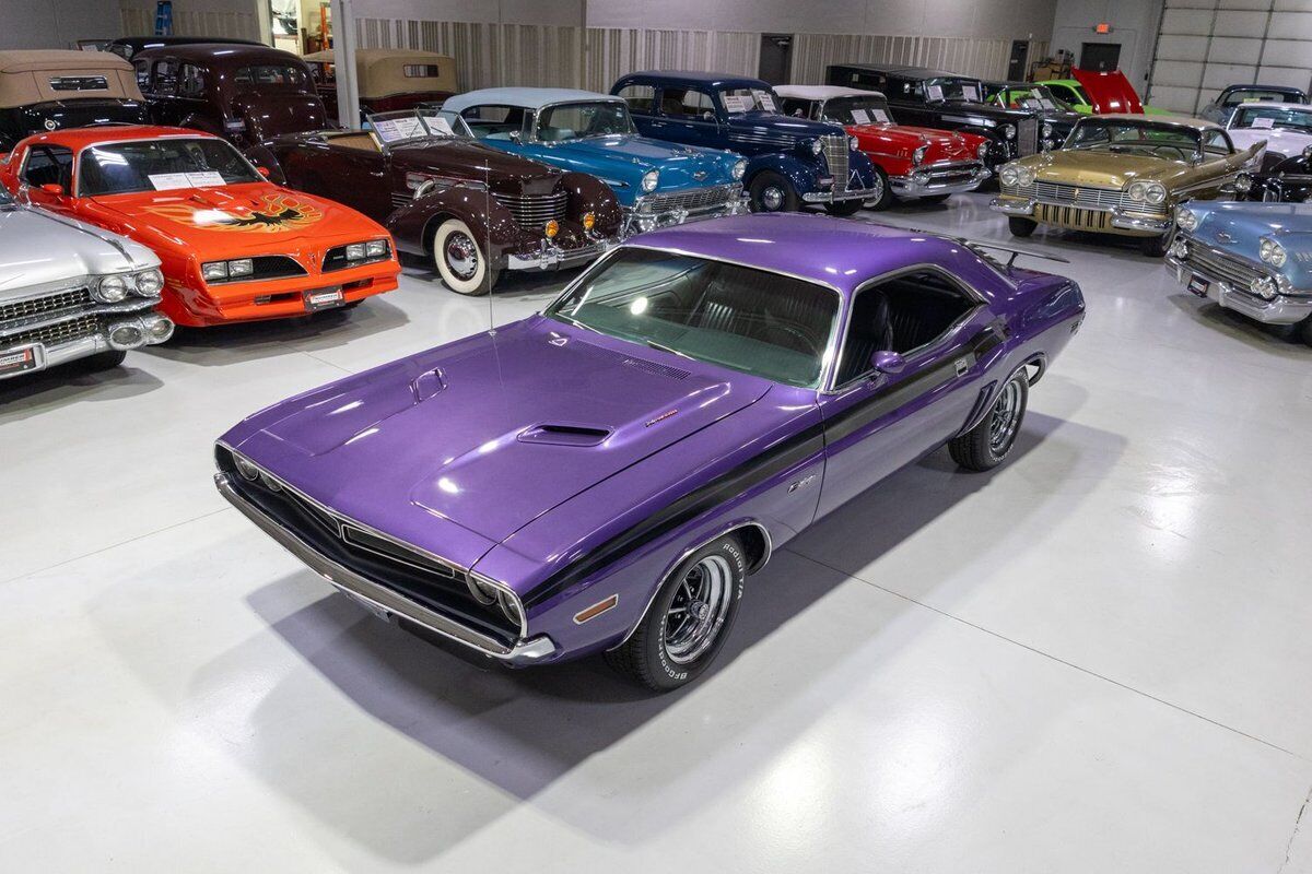 Dodge-Challenger-1971-Plum-Crazy-Black-11459-4