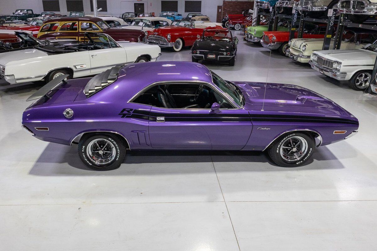 Dodge-Challenger-1971-Plum-Crazy-Black-11459-7