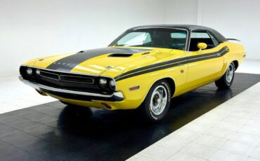 Dodge Challenger  year1}