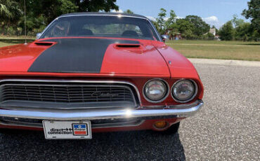 Dodge-Challenger-1972-Red-Black-3697-10